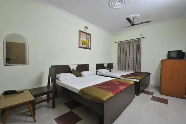 Family Oda (Four Bed, Non AC)