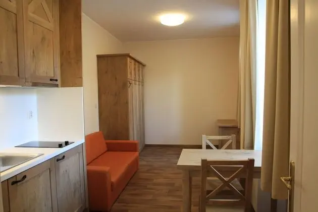 Apart Daire, Küçük Mutfak (L)