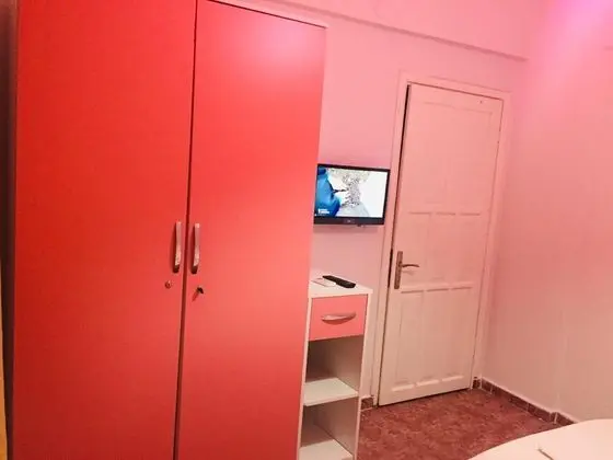 Daire-Tek Yatak Odalı, Havuz Manzaralı, Balkonlu