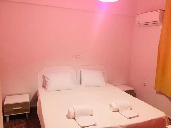 Daire-Tek Yatak Odalı, Havuz Manzaralı, Balkonlu