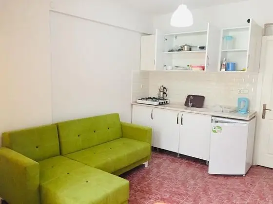 Daire-Tek Yatak Odalı, Havuz Manzaralı, Balkonlu