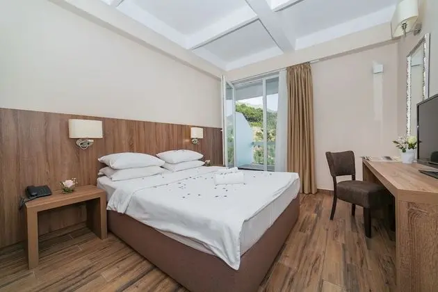 Classic Tek Büyük veya İki Ayrı Yataklı Oda, 1 Yatak Odası, Balkon, Dağ Manzaralı
