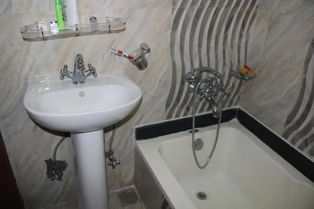 Standard Tek Büyük veya İki Ayrı Yataklı Oda, 2 Yatak Odası, Vadi Manzaralı