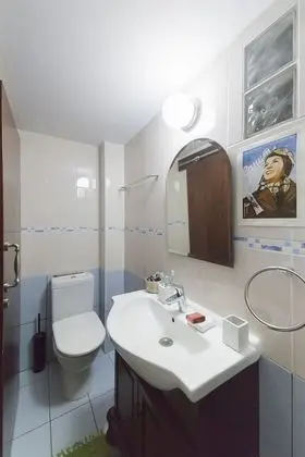 Ortak Ranzalı Oda, Birden Çok Yatak, Sigara İçilmez