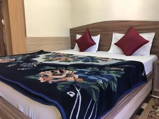Deluxe Oda, 1 En Büyük (King) Boy Yatak