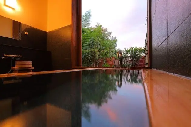 Deluxe Oda, Özel Banyo (Japanese style, with cypress bath)