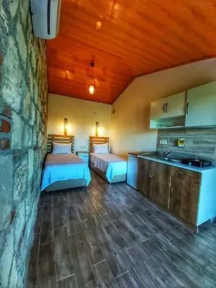 Apart Mandalin Garden View