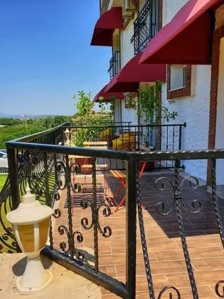 Comfort Oda, 1 Büyük (Queen) Boy Yatak, Balkon