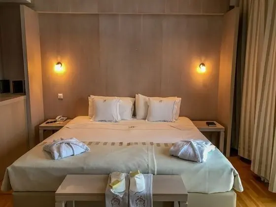 Deluxe Tek Büyük Yataklı Oda