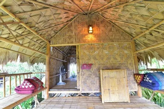 Bamboo Bungalow B