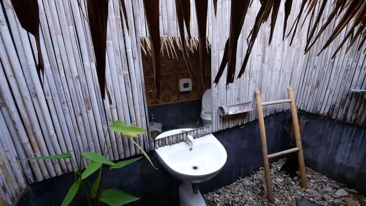 Bamboo Bungalow B