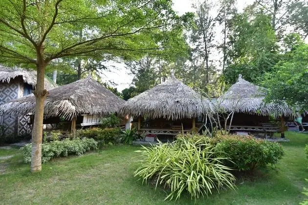 Bamboo Bungalow B