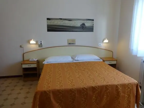 Tek Büyük veya İki Ayrı Yataklı Oda