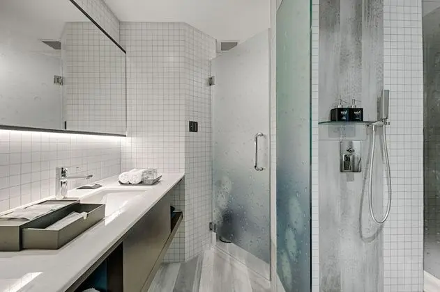 Deluxe Tek Büyük Yataklı Oda, Balkon, Şehir Manzaralı