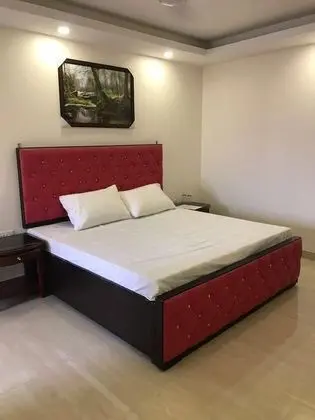 Deluxe Tek Büyük Yataklı Oda, 1 Tek Kişilik Yatak, Sigara İçilebilir, Şehir Manzaralı