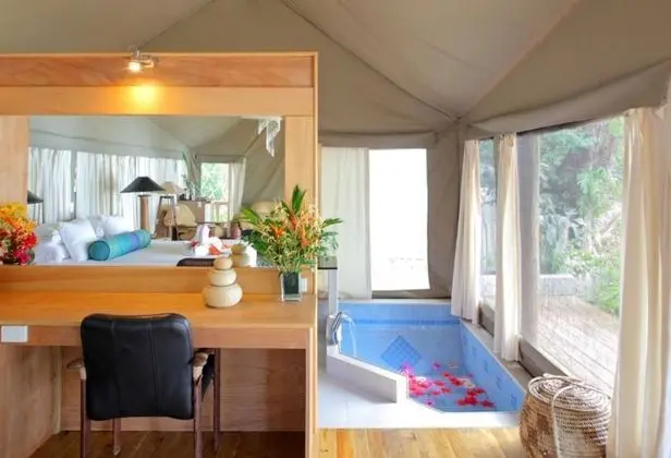 Luxury Çadır, Birden Çok Yatak, Küvet, Deniz Manzaralı (African Safari)