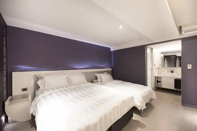 Üç Kişilik Oda, Penceresiz (B1 Floor)