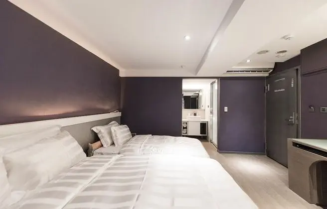 Üç Kişilik Oda, Penceresiz (B1 Floor)