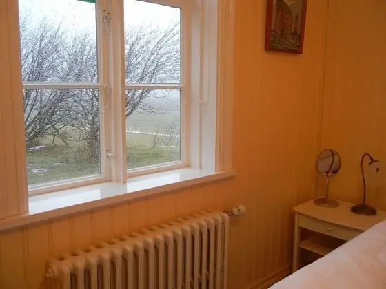 Tek Büyük veya İki Ayrı Yataklı Oda, Ortak Banyo (1)