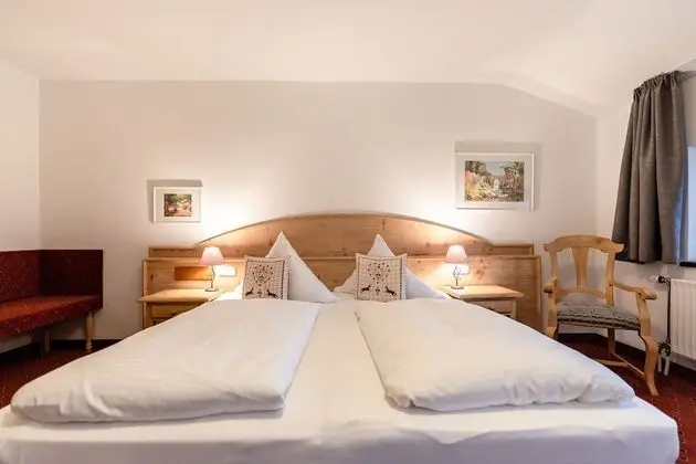 Classic Tek Büyük Yataklı Oda