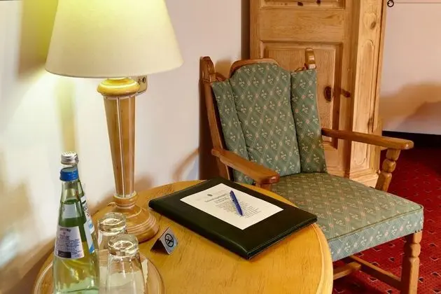 Classic Tek Büyük Yataklı Oda