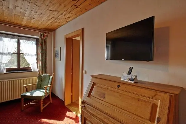 Classic Tek Büyük Yataklı Oda