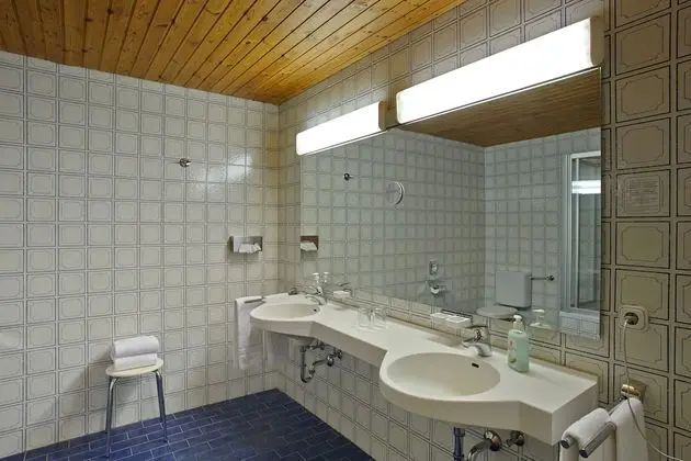 Classic Tek Büyük Yataklı Oda