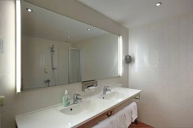 Classic Tek Büyük Yataklı Oda