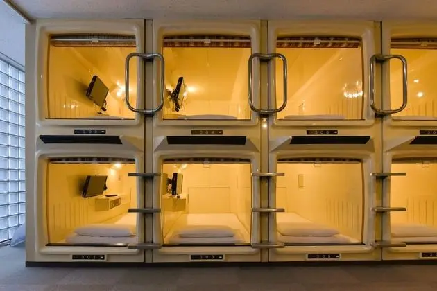 Oda, Sadece erkekler için, Ortak Banyo (Capsule, No Tattoo allowed)
