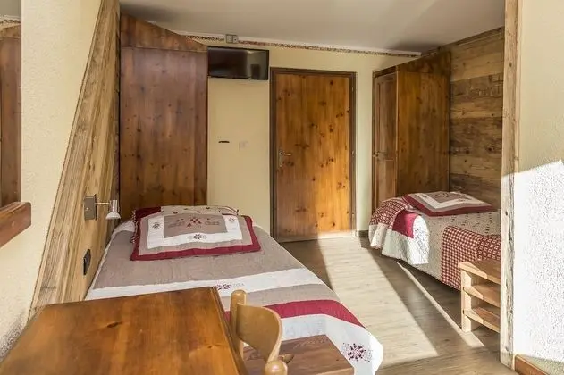 Comfort Tek Büyük veya İki Ayrı Yataklı Oda, Balkon