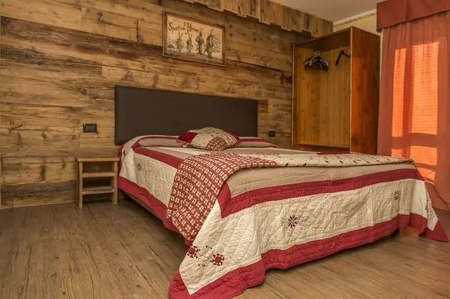 Comfort Tek Büyük veya İki Ayrı Yataklı Oda, Balkon