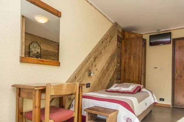 Comfort Tek Büyük veya İki Ayrı Yataklı Oda, Balkon