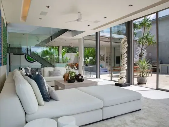 Villa Aqua
