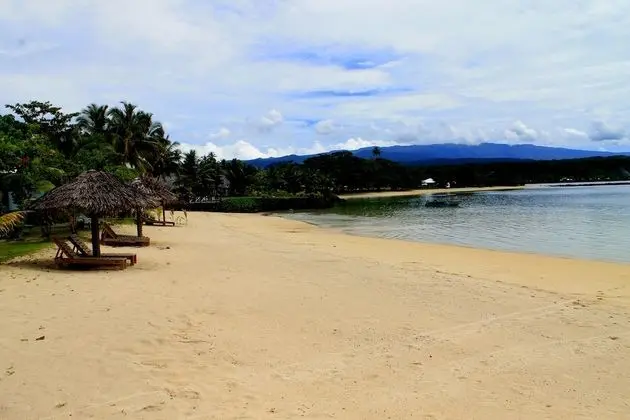 Separate Bedroom, Beachfront Bungalow 1