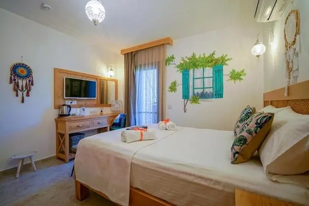 Standart Oda, Bahçe Manzaralı, Balkonlu
