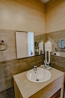 Standard Tek Büyük veya İki Ayrı Yataklı Oda, 1 Yatak Odası, Balkon, Dağ Manzaralı