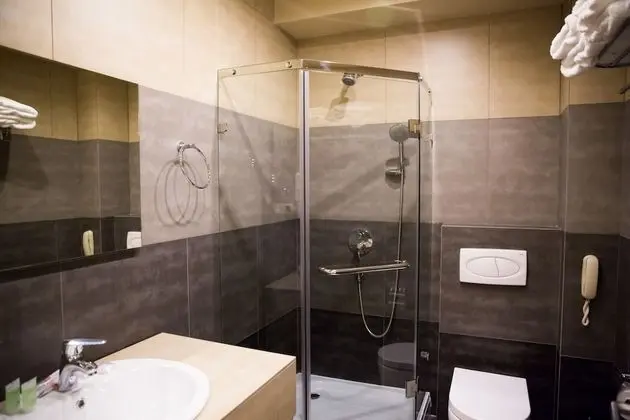 Standard Tek Büyük veya İki Ayrı Yataklı Oda, 1 Yatak Odası, Balkon, Dağ Manzaralı