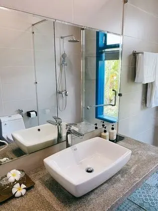 Deluxe Tek Büyük Yataklı Oda, 1 Yatak Odası, Bahçe Manzaralı