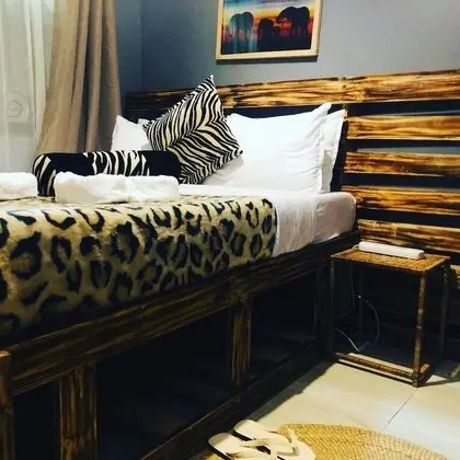 Comfort Tek Büyük Yataklı Oda, 1 En Büyük (King) Boy Yatak, Sigara İçilmez, Bahçe Manzaralı