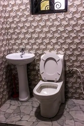 Comfort Tek Büyük Yataklı Oda, 1 En Büyük (King) Boy Yatak, Sigara İçilmez, Bahçe Manzaralı