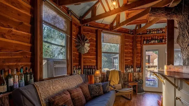 Romantic Ağaç Ev, Birden Çok Yatak, Sıcak Su Havuzu, Park Manzaralı