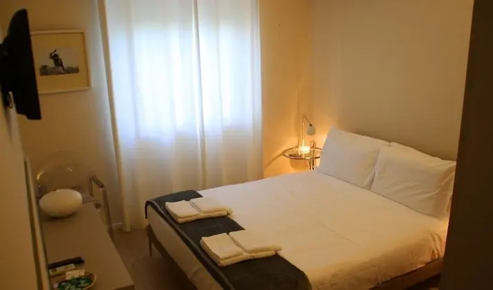 Comfort Tek Büyük veya İki Ayrı Yataklı Oda, 1 En Büyük (King) Boy Yatak