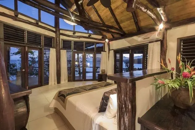 Villa, 2 Yatak Odası, Kişiye Özel Havuzlu, Deniz Manzaralı