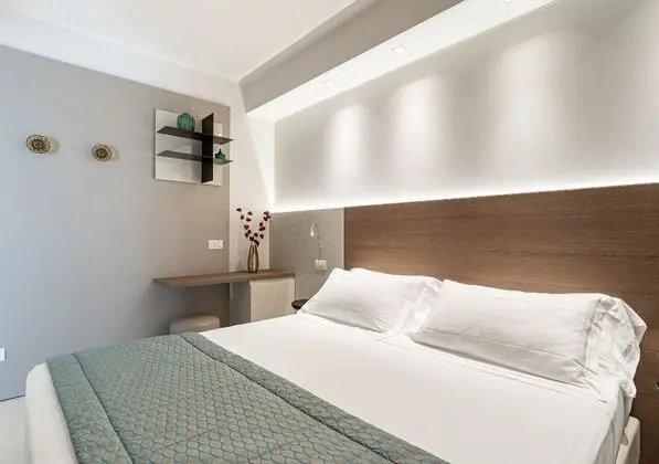 Deluxe Dört Kişilik Oda, 2 Yatak Odası, Kısmi Deniz Manzaralı