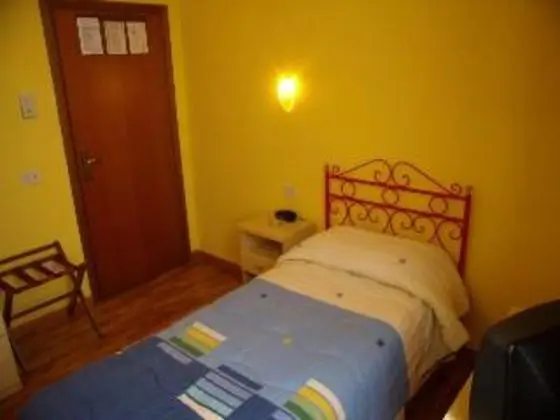 Tek Kişilik Oda