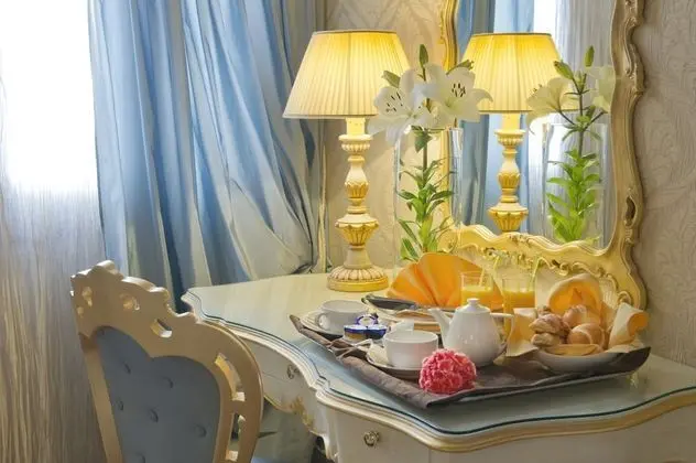 Comfort Tek Büyük veya İki Ayrı Yataklı Oda