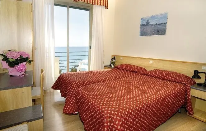 Tek Kişilik Oda, Deniz Manzaralı