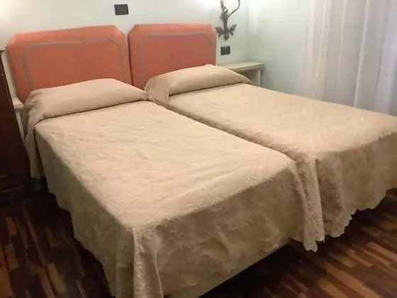 Economy Üç Kişilik Oda