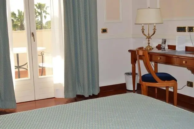 1 Çift Kişilik Veya 2 Tek Kişilik Yatak Deluxe