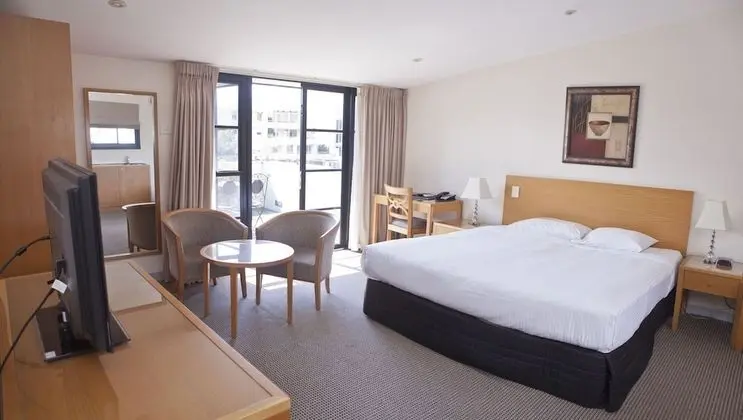 Executive Oda, Balkon